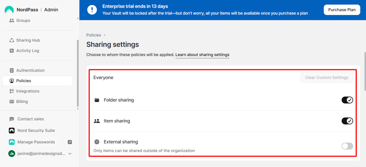 Adjusting the Share settings in NordPass.